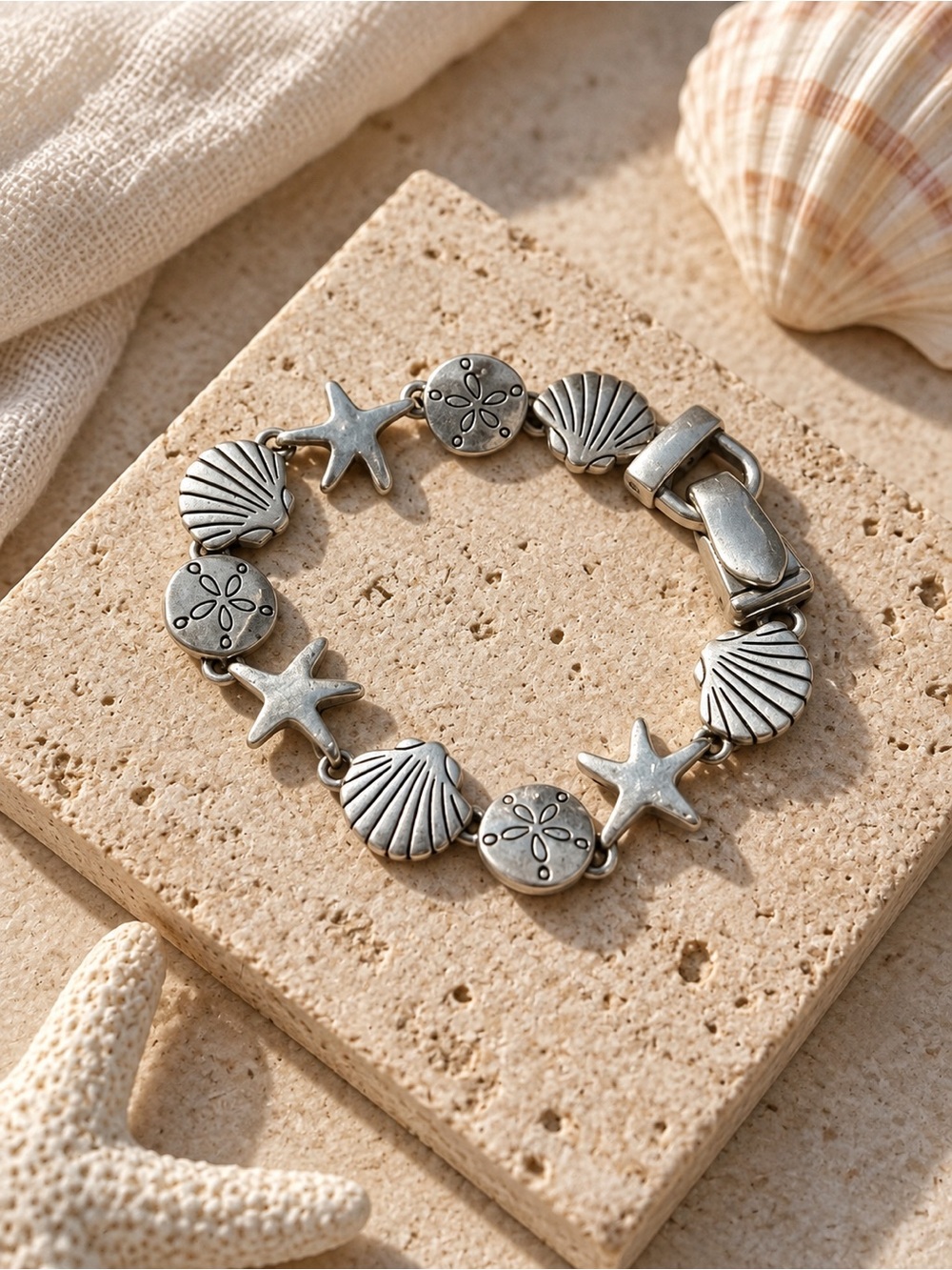 Vintage nautical starfish and shells silver tone bracelet